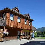 Haus Ofner Am Kreischberg Bed and breakfast