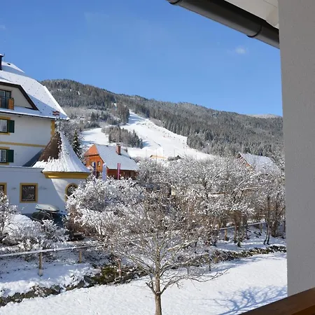 Alojamento de Acomodação e Pequeno-almoço Haus Ofner Am Kreischberg Sankt Georgen ob Murau