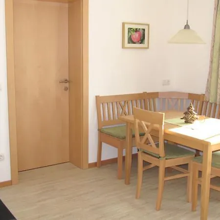 Alojamento de Acomodação e Pequeno-almoço Haus Ofner Am Kreischberg Sankt Georgen ob Murau