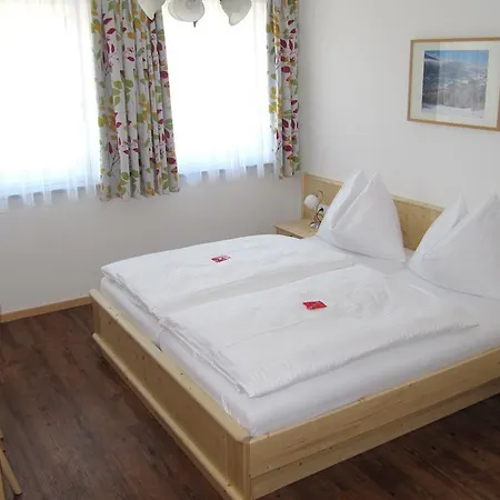 Alojamento de Acomodação e Pequeno-almoço Haus Ofner Am Kreischberg 3*