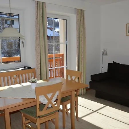 Haus Ofner Am Kreischberg Alojamento de Acomodação e Pequeno-almoço