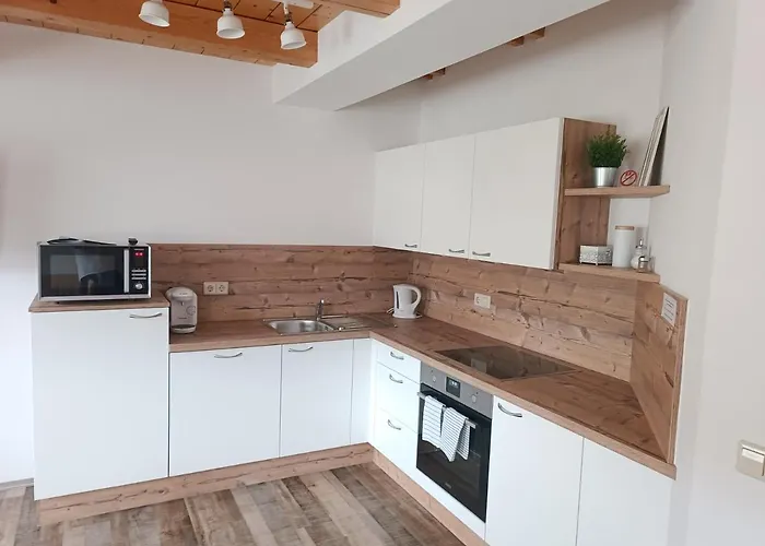 Haus Ofner Am Kreischberg B&B